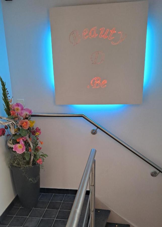 Beautyd Familie- Of Gezinskamer Junior-Suite Centrum Gullegem Wevelgem Esterno foto